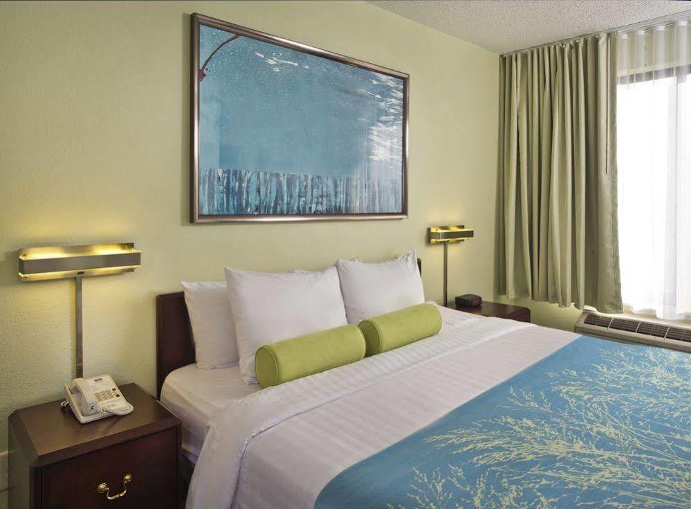 Springhill Suites By Marriott Richmond North/Глен Ален Екстериор снимка